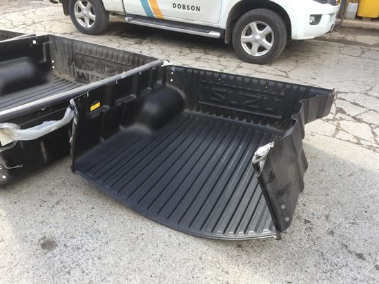 D-MAX bed liners