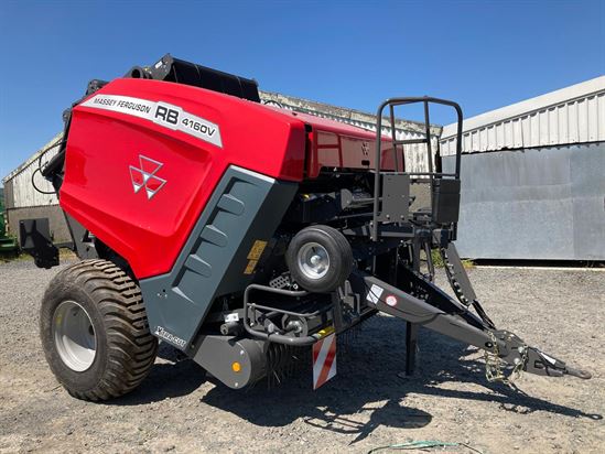 RB 4160V Xtra-Cut Baler