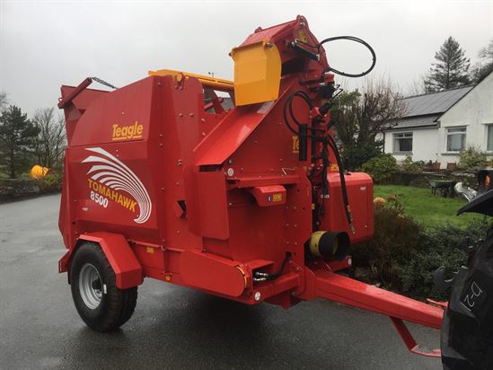 Tomahawk 8500 straw chopper