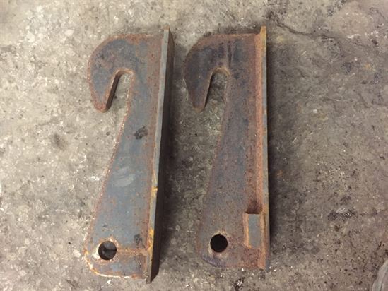 Weld on bracket 