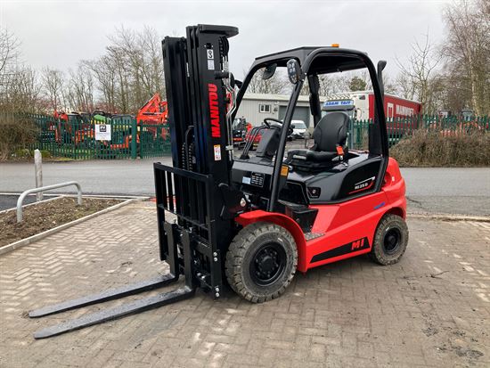 MI25D Forklift