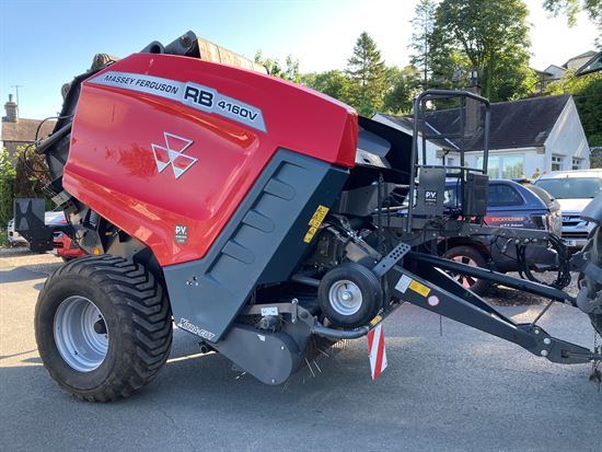RB 4160V Xtra-Cut Baler