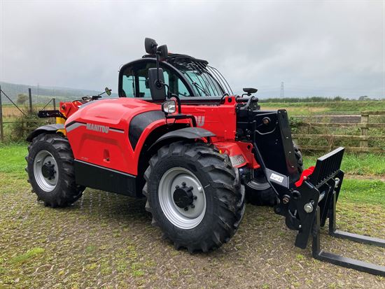 MT 935 Telehandler