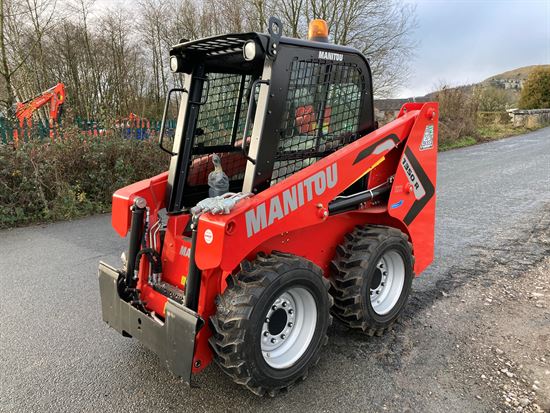 1350R skidsteer