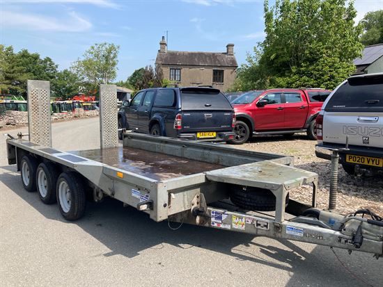 GX126-3 3500kg Trailer 