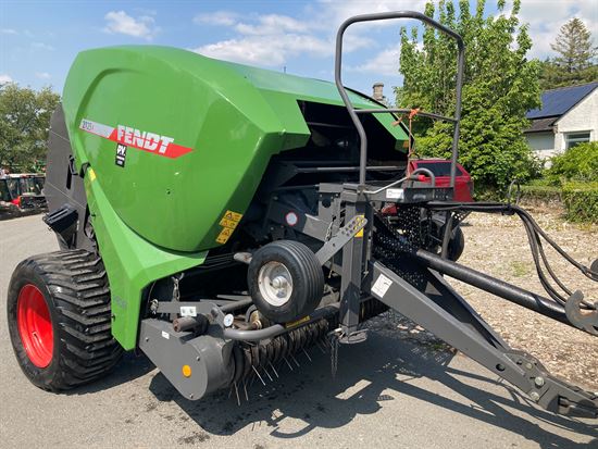 2125F Profi Fixed Chamber Round Baler 