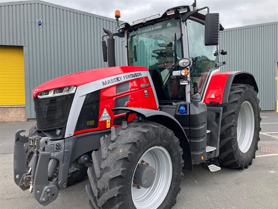 8S.225 Tractor