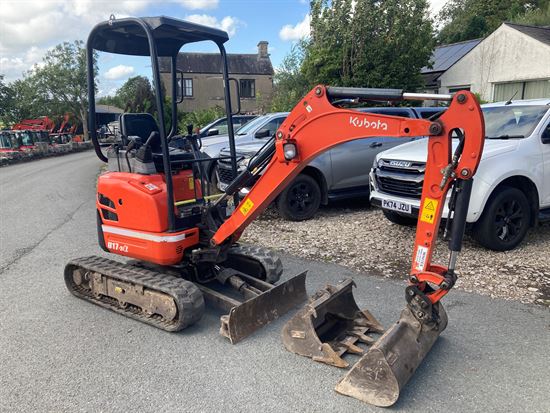 U17-3a Excavator 