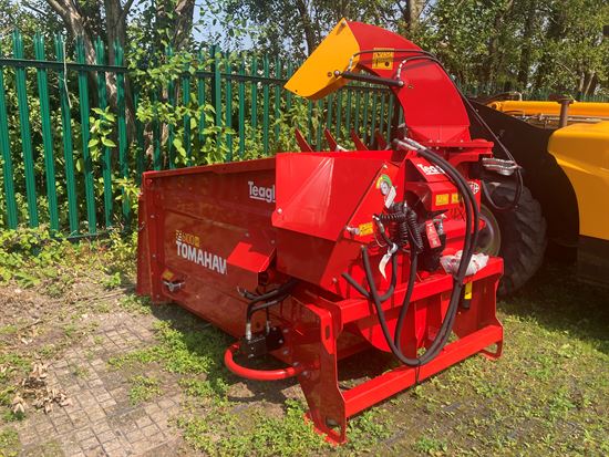 Tomahawk 6100H Straw Chopper