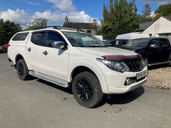 L200 Barbarian Pickup 