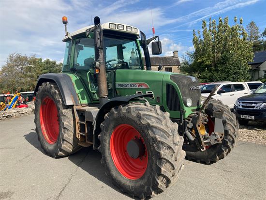 820 Tractor 