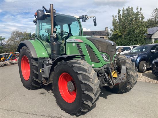 724 Profi Tractor 