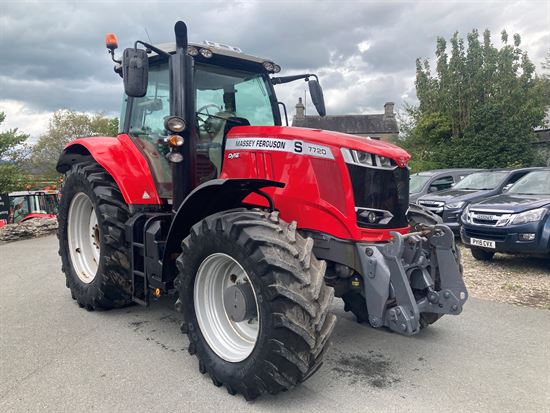 7720S Tractor 