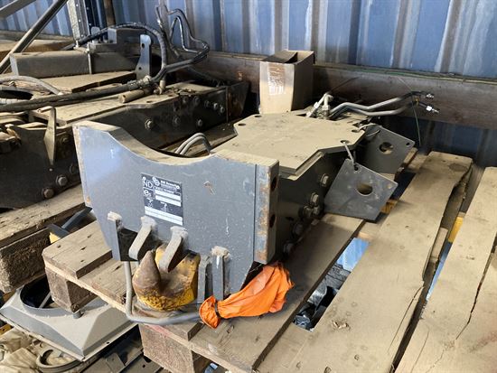 828 Rear Hitch 