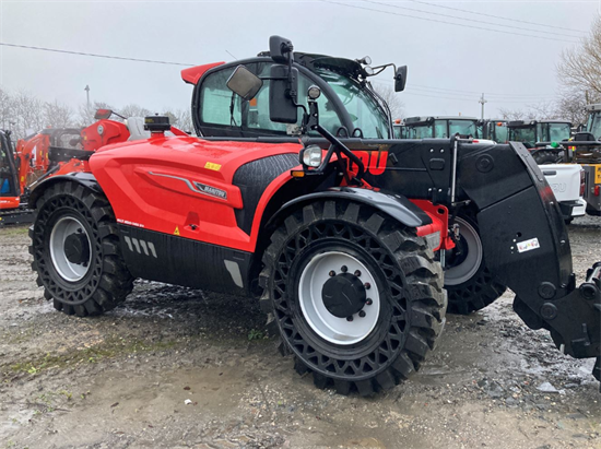 MLT 850-145 V+ Waste Spec Telehandler