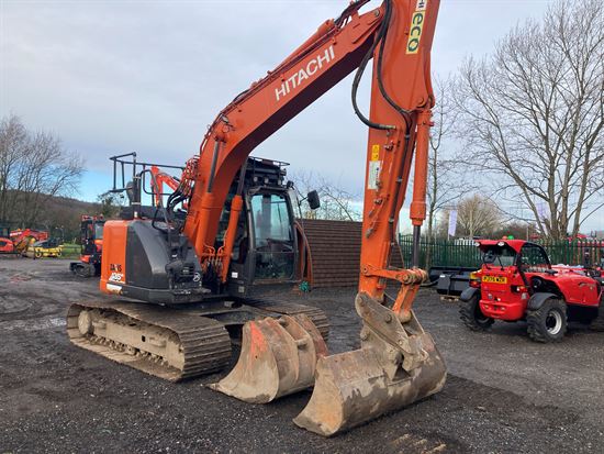 ZX 135 US-6 Excavator