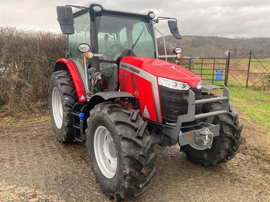 5M.115 Loader Ready Tractor 