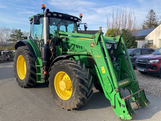 6155R Loader Tractor 